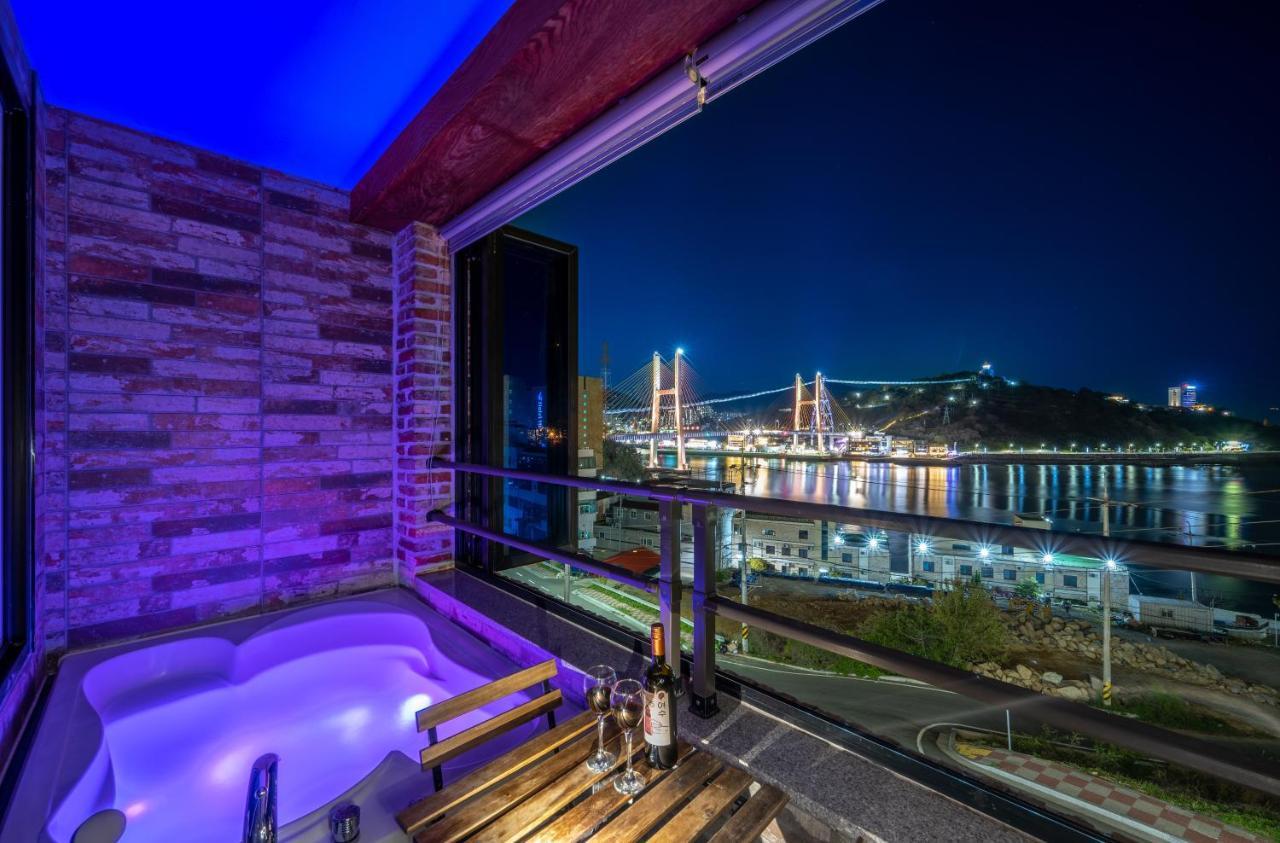 Yeosu View Foret Pension المظهر الخارجي الصورة