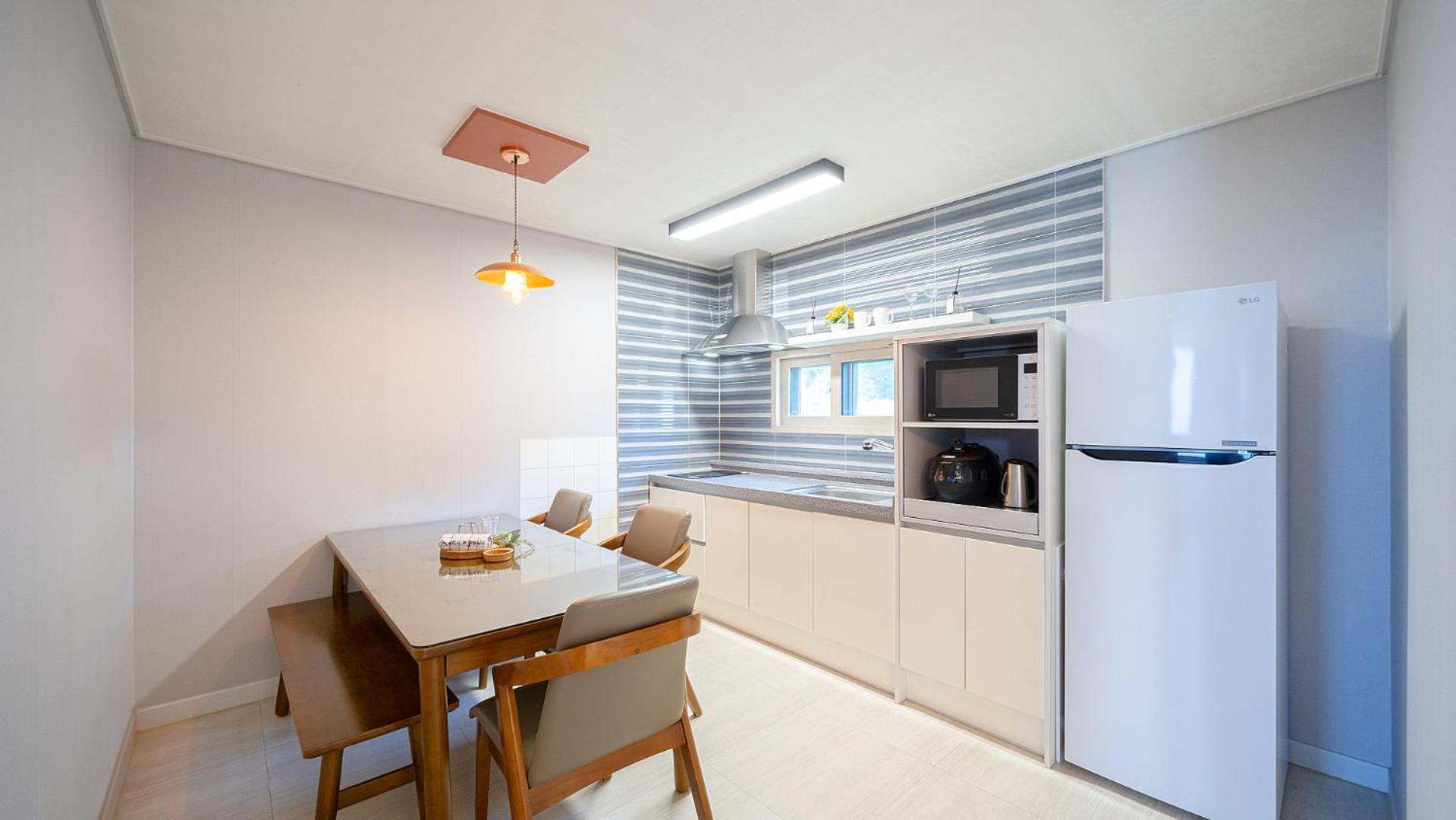 Yeosu View Foret Pension المظهر الخارجي الصورة