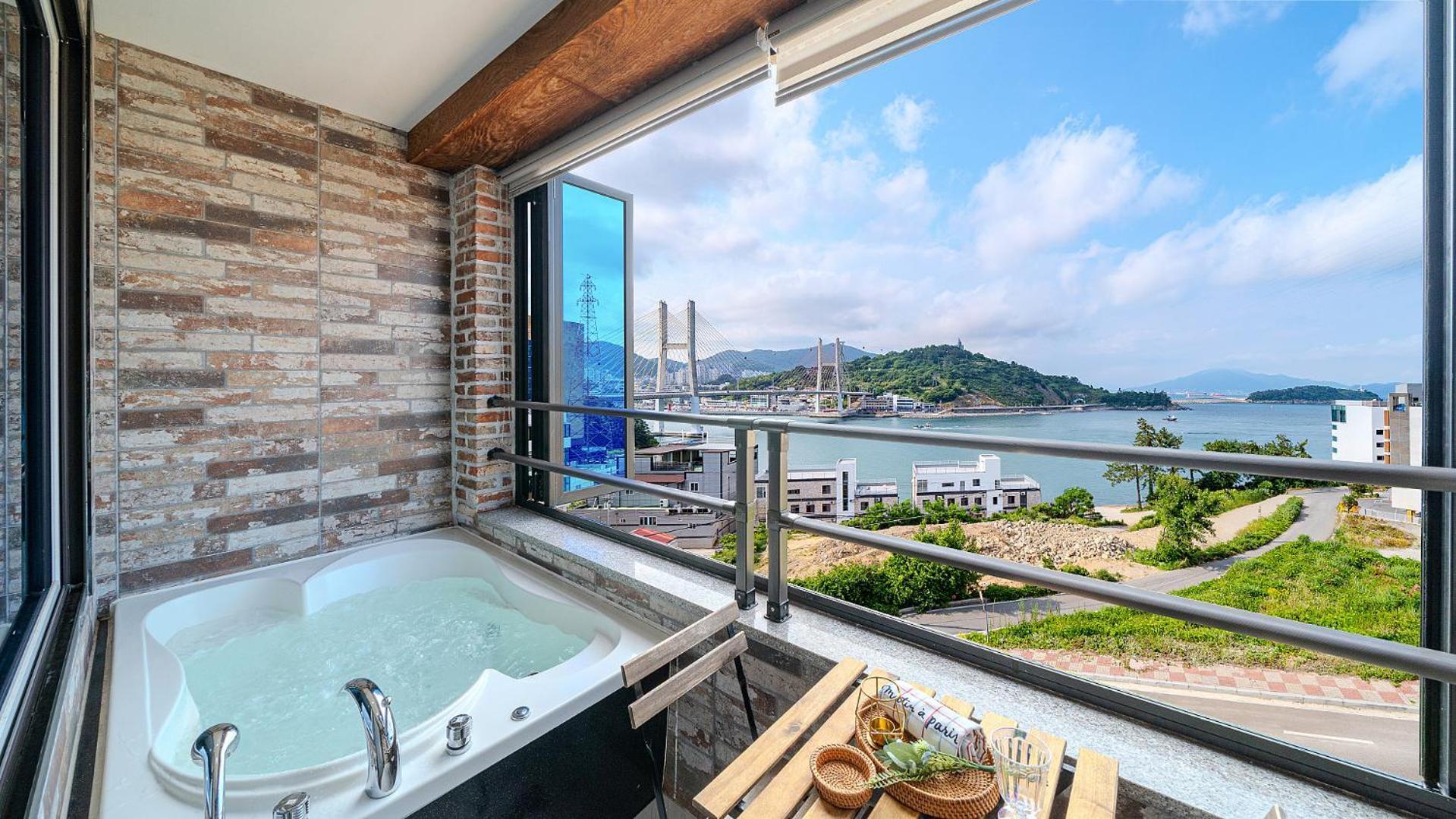 Yeosu View Foret Pension المظهر الخارجي الصورة