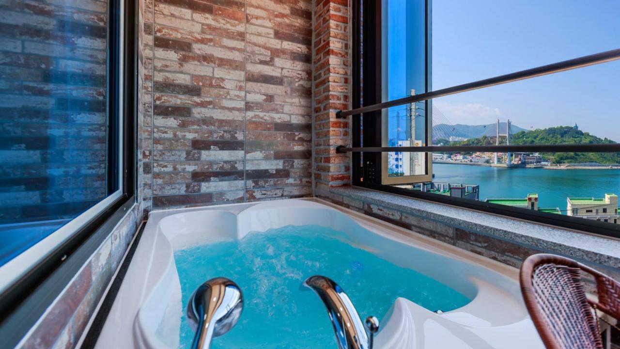 Yeosu View Foret Pension المظهر الخارجي الصورة